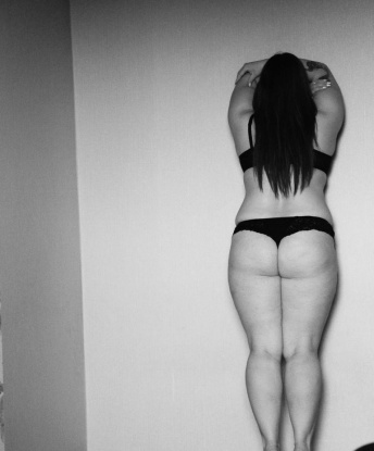 У меня много услуг, среди которых: классический секс, оральные удовольствия, эротический массаж, стриптиз и многое другое. Я мастерица в создании незабываемых моментов и готова реализовать ваши самые сокровенные фантазии. 😏 У меня есть фото, чтобы вы могли насладиться моей сексуальной красотой. Я живу в Москве и готова принять вас в своей уютной и комфортабельной обстановке или приехать к вам в гости. 💋 Мои клиенты оставляют самые лестные отзывы, потому что я всегда стараюсь угодить и доставить им истинное удовольствие. Жду встречи с вами! 😉 13266, 27 лет